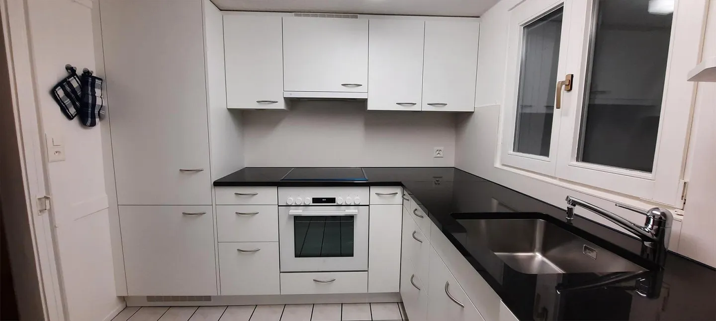 Charmante appartement de 4,5 pièces dans les combles - Photo 3 sur 25