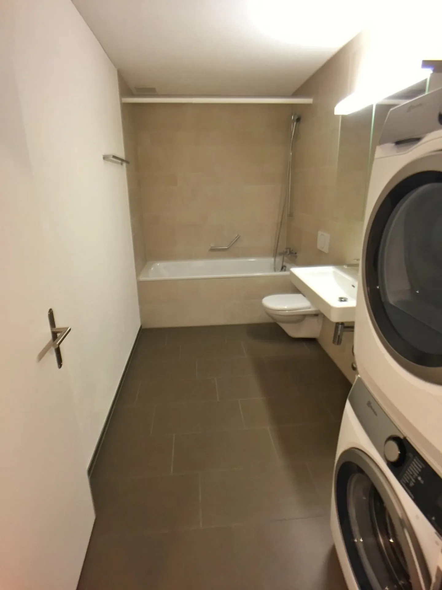 Modern apartment on the ground floor - Photo 5 of 10