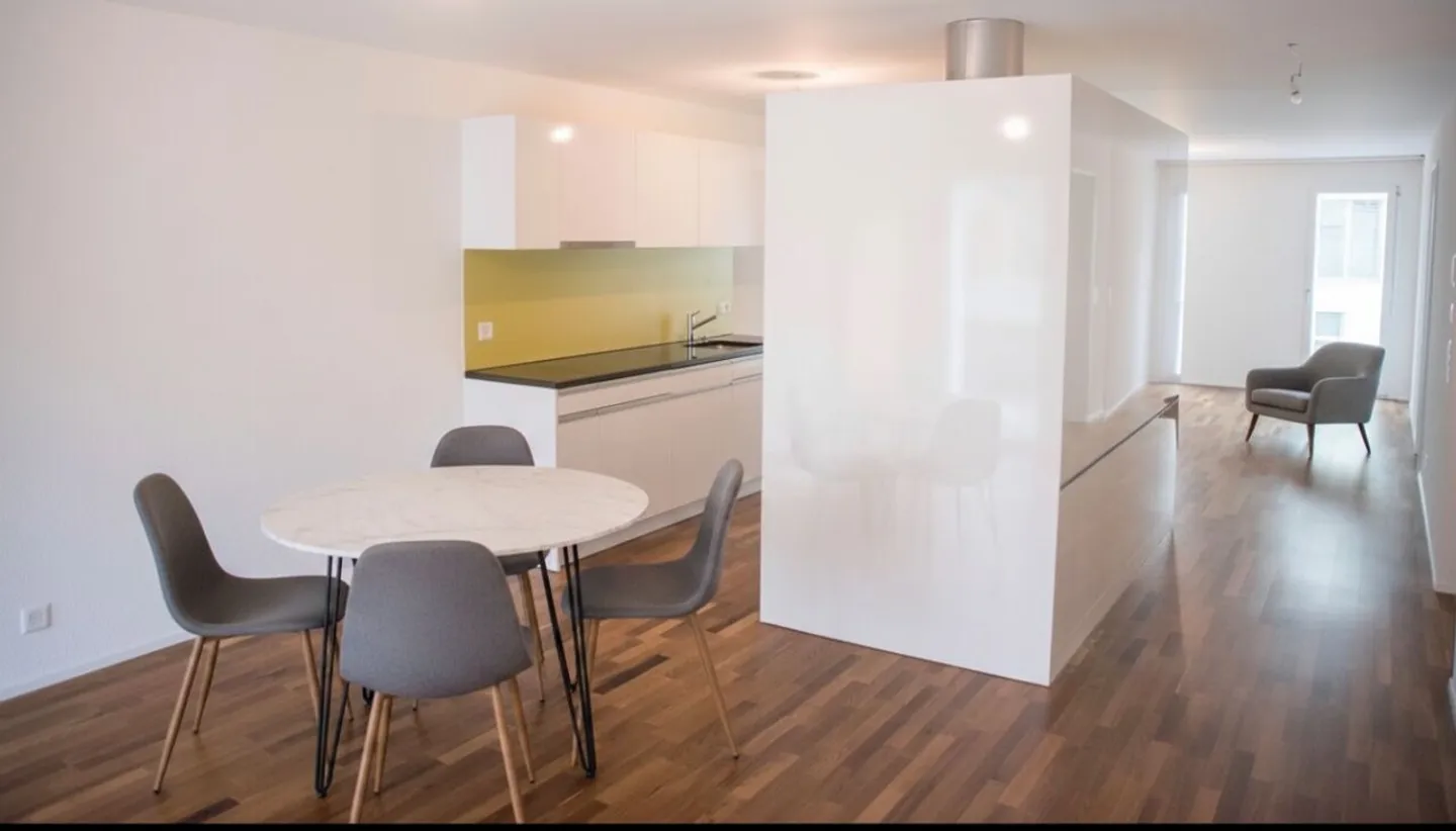 2.5-room apartment with balcony - Passage du Cardinal 8 in Fribourg - Photo 1 of 7