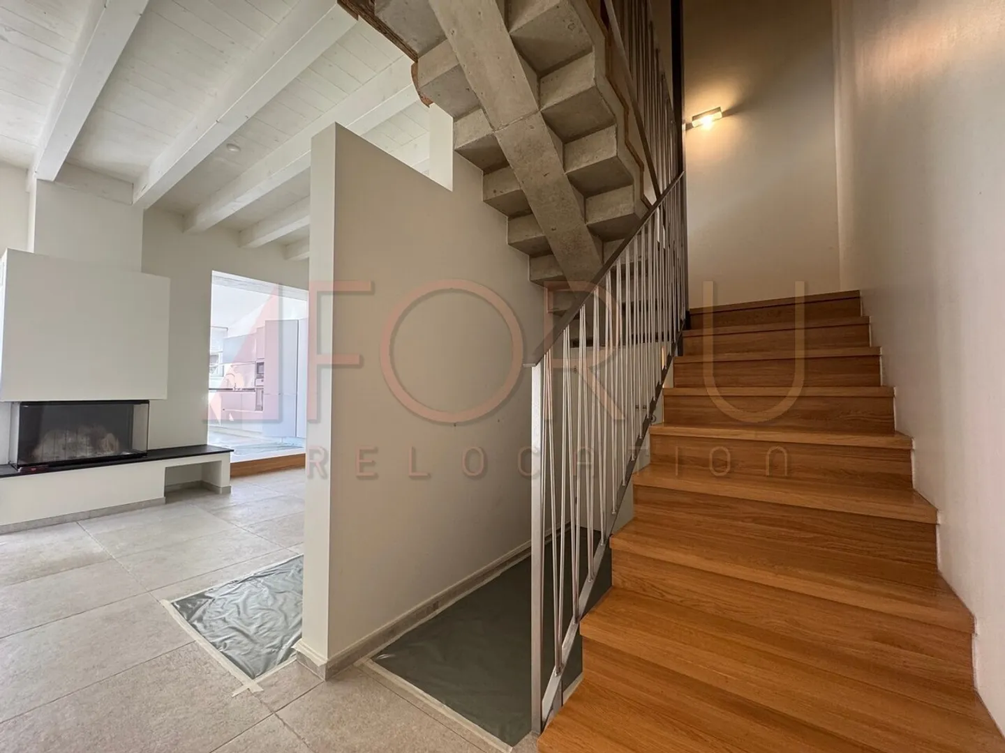 Bellissimo triplex di 6 stanze, insolito e tranquillo con giardino a Vessy - Foto 5 di 13
