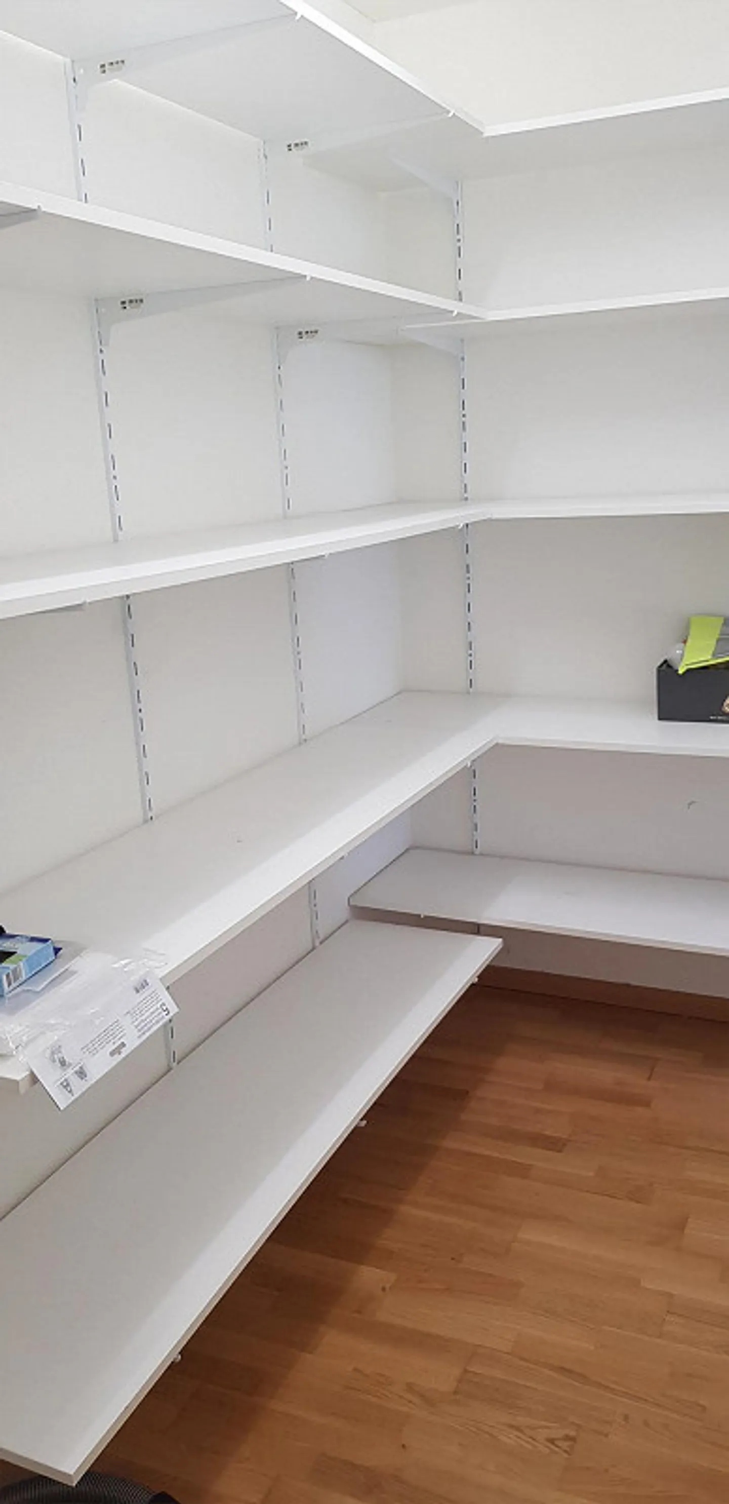 In the village center, renovated 3.5 room apartment on the ground floor - Photo 7 of 9