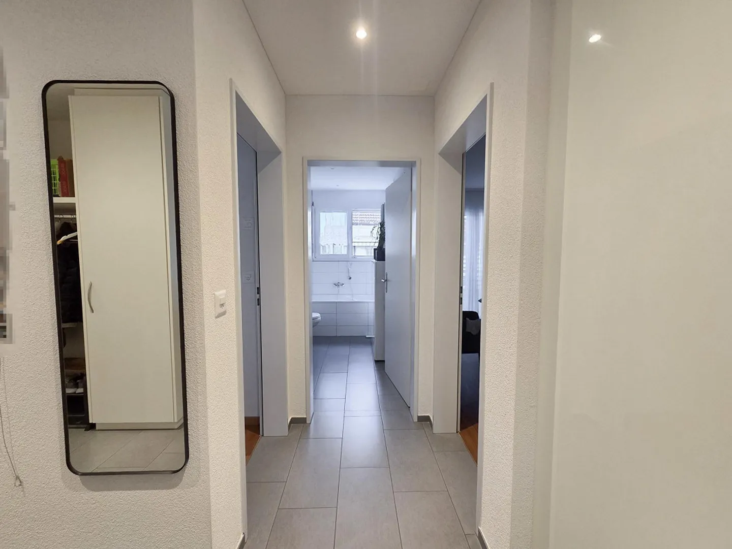 Moderne 3.5-Zimmerwohnung mit Balkon - Foto 7 von 13