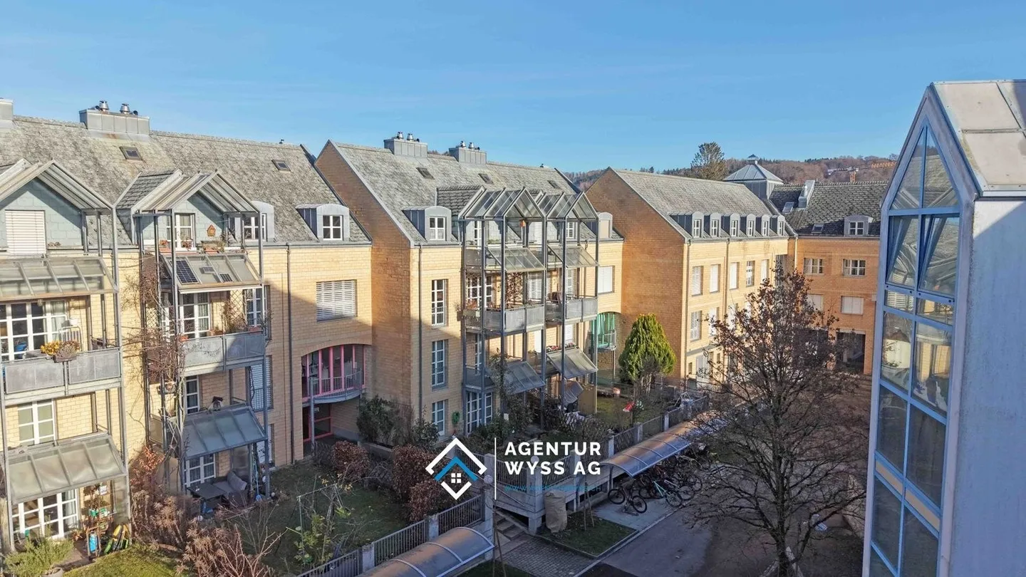 Central 5.5 Room Condominium - Photo 1 of 13