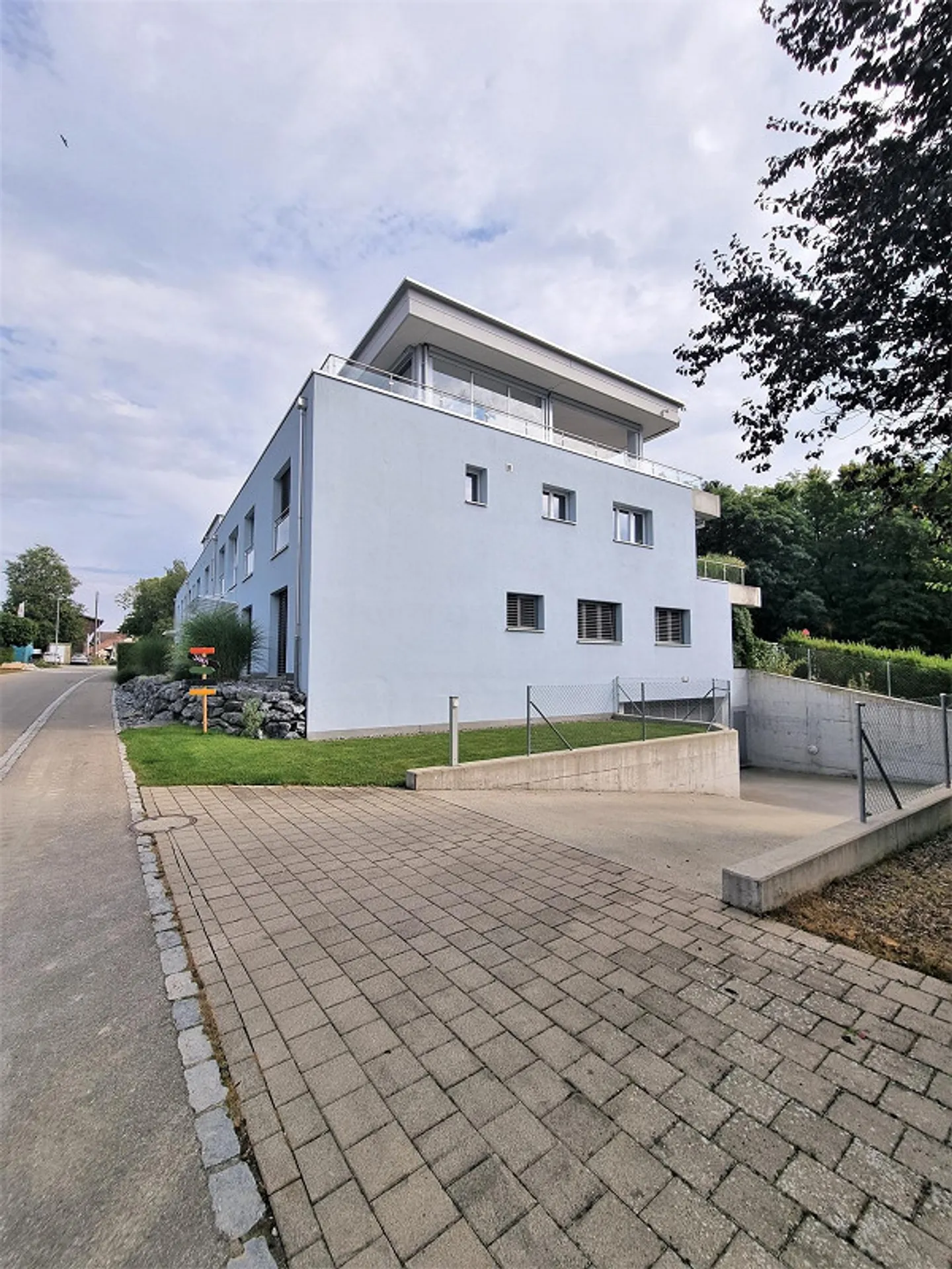 Moderne 3.5-Zimmerwohnung mit Balkon - Foto 12 von 13