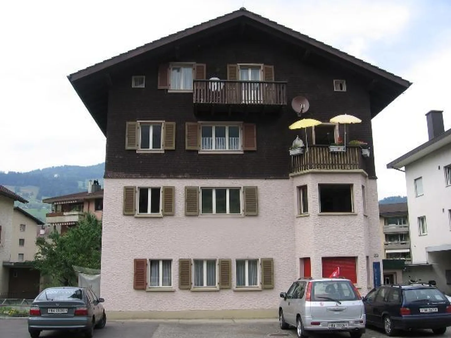 4-room apartment with south balcony and view of the Buochserhorn - Photo 1 of 6