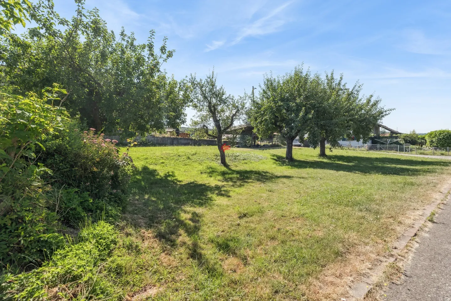 Costruire, Vivere, Sentirsi Bene - Il Tuo Nuovo Terreno Ti Aspetta - Foto 3 di 5