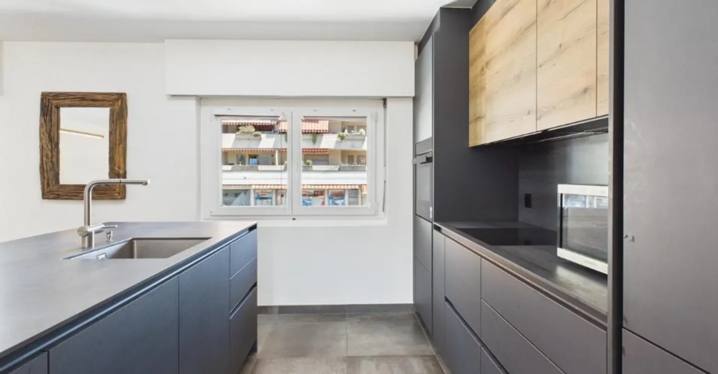 Appartamento unico con terrazza privata (92 m²) nel cuore di Fully - Foto 3 di 7