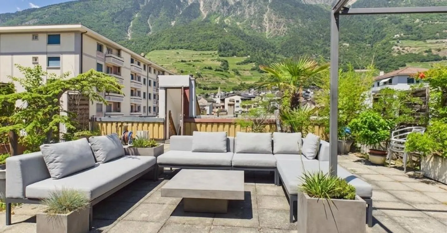 Appartamento unico con terrazza privata (92 m²) nel cuore di Fully - Foto 1 di 7