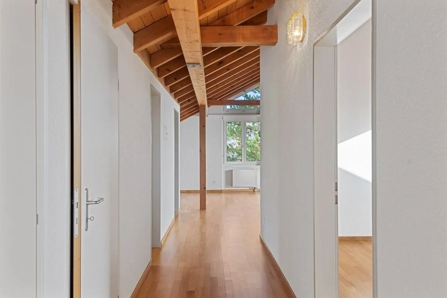 Penthouse with magnificent view - Photo 9 of 12