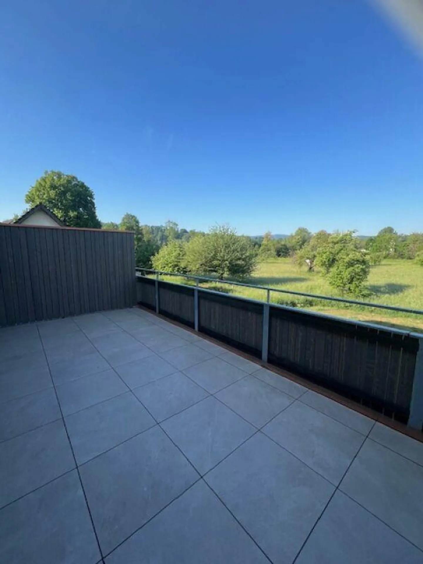 Beautiful "Row House" in the Green with Plenty of Living Space. - Photo 10 of 15