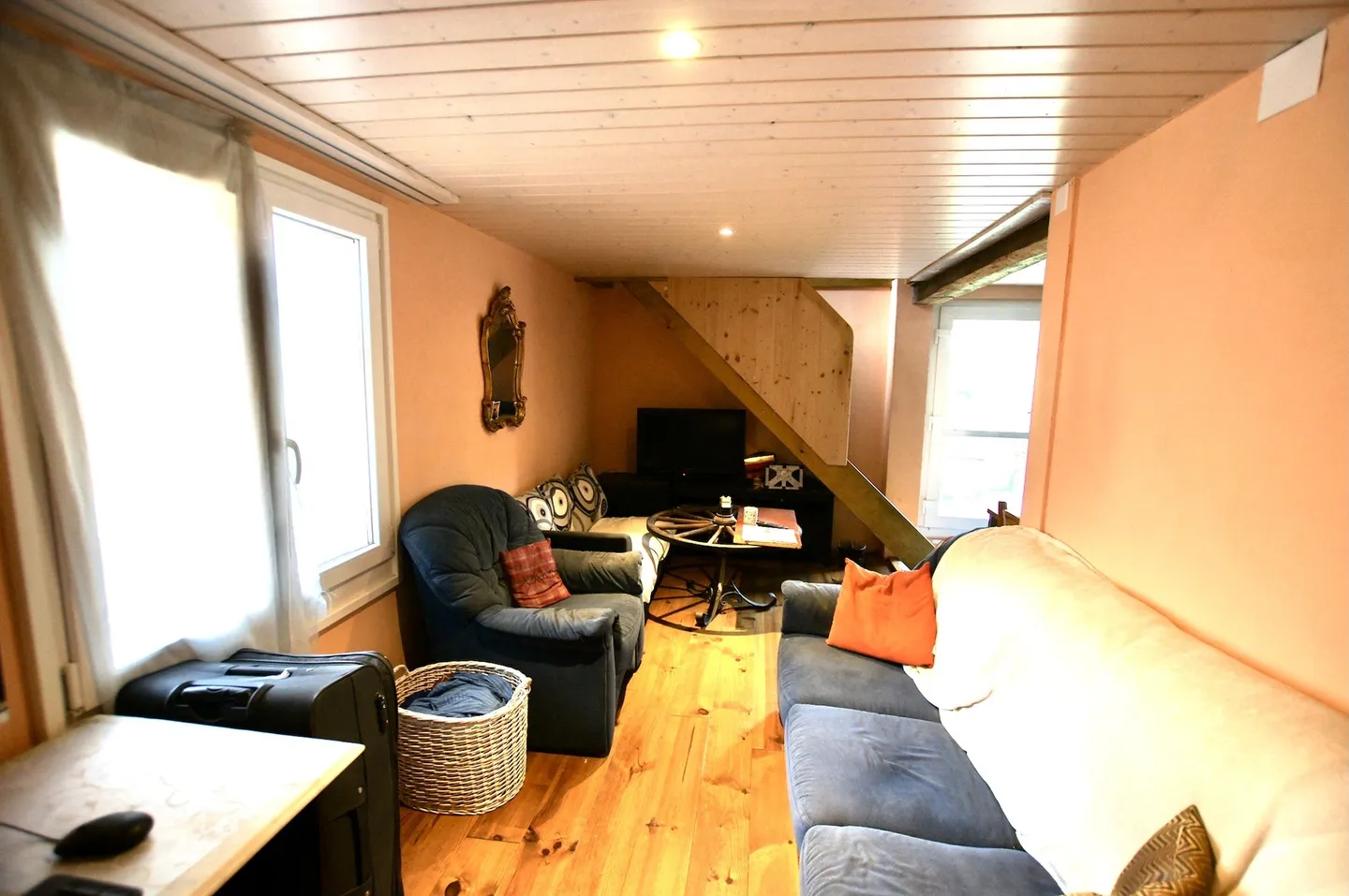 Renovated property from 2016 with 6 apartments + 1 bar-restaurant - Photo 8 of 19