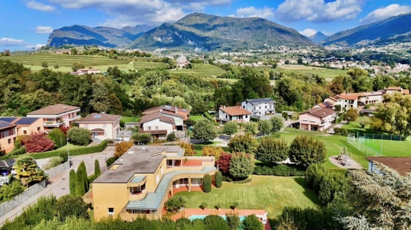 Villa exclusive avec piscine à Novazzano, Mendrisiotto - Photo 4 sur 20