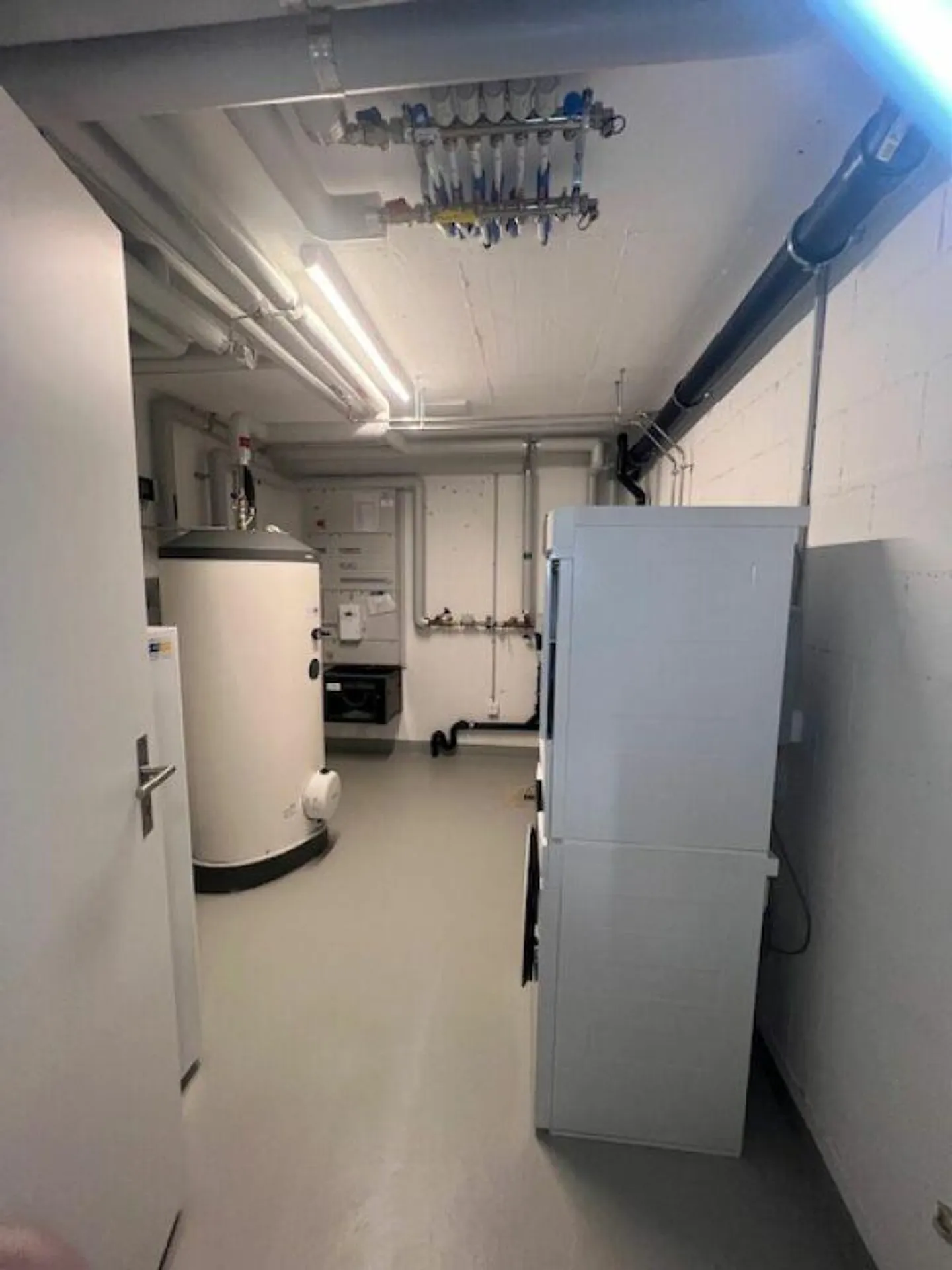 Beautiful "Row House" in the Green with Plenty of Living Space. - Photo 15 of 15