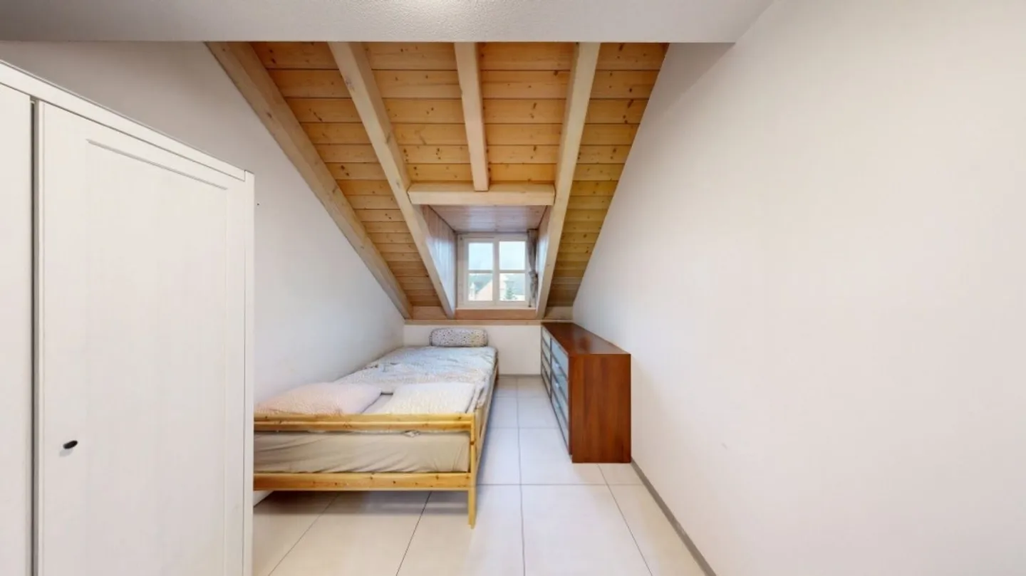 Central 5.5 Room Condominium - Photo 10 of 13