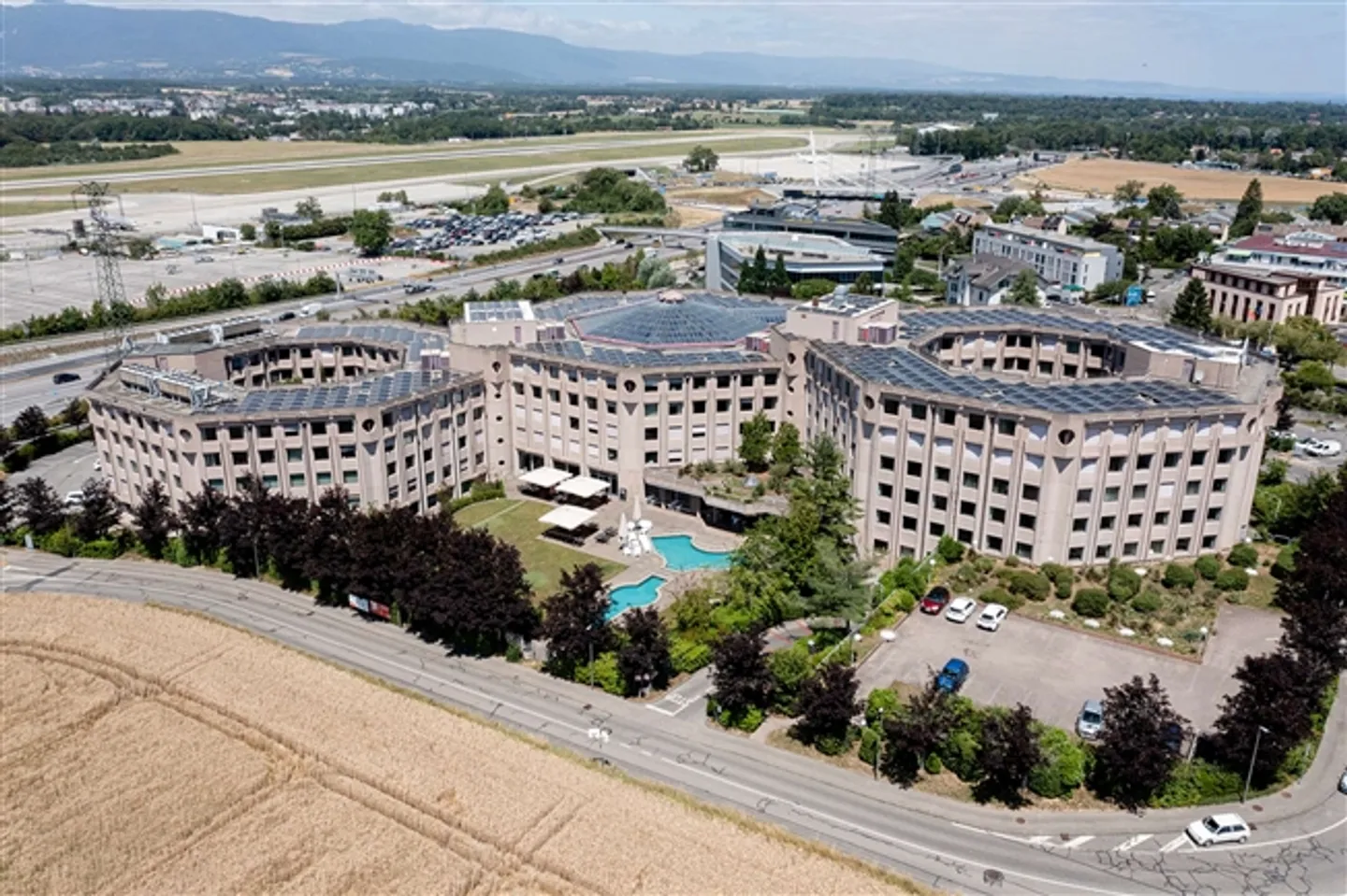 Monolocale ristrutturato vicino a Nations, Palexpo e all'aeroporto di Ginevra - Foto 13 di 17