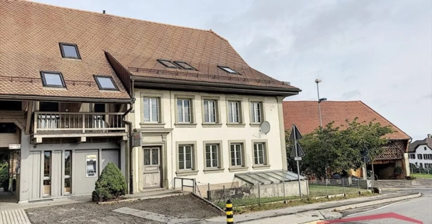 Edificio ad uso misto in affitto - Foto 1 di 7