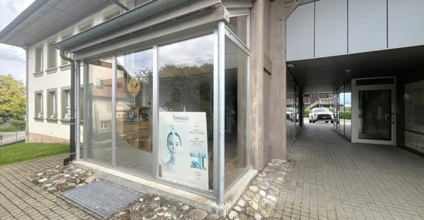 Edificio ad uso misto in affitto - Foto 6 di 7