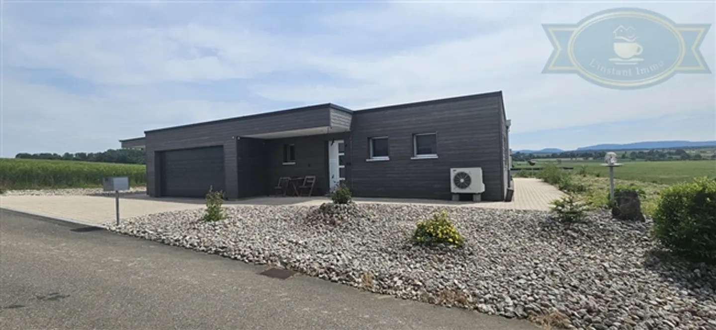 «Modernes einstöckiges Haus mit außergewöhnlichem Panoramablick» - Foto 1 von 10