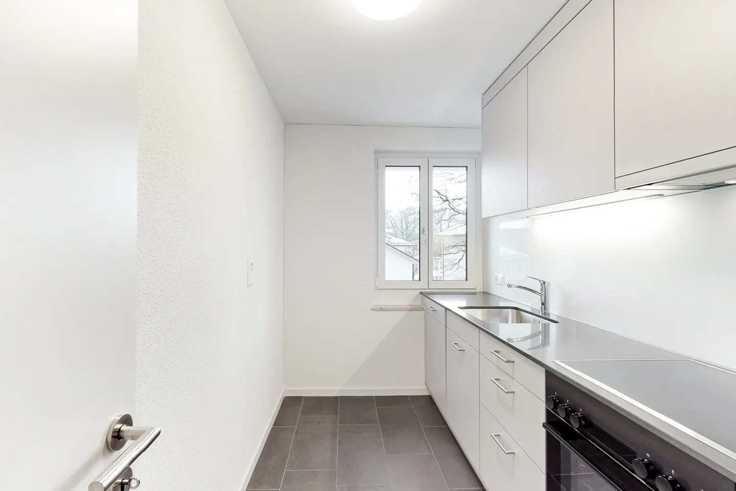 Cozy 3-room apartment - Photo 3 of 4