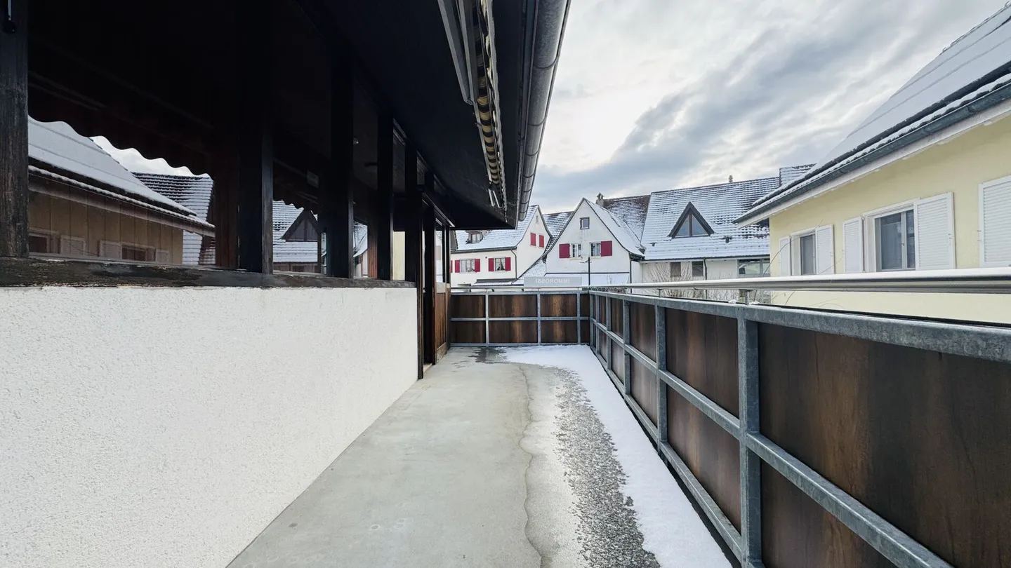 Casa bifamiliare con maisonette di 5,5 stanze + appartamento di 2,5 stanze - ideale per vivere e affittare - Foto 12 di 22