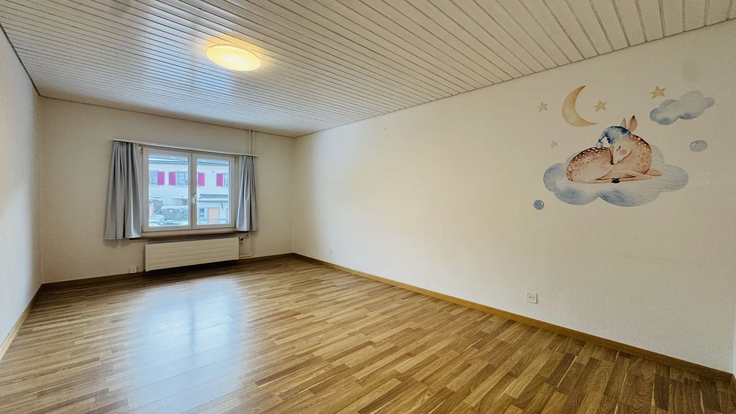 Casa bifamiliare con maisonette di 5,5 stanze + appartamento di 2,5 stanze - ideale per vivere e affittare - Foto 16 di 22