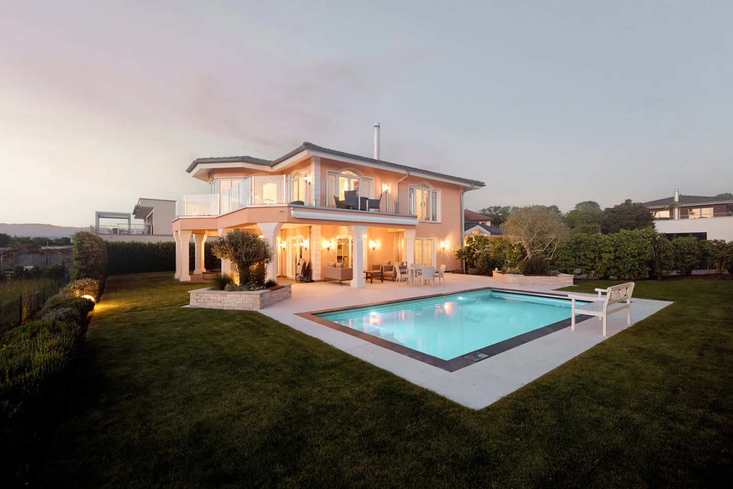 SENSO DI VACANZA: VILLA CON VISTA SUL LAGO DI NEUCHÂTEL - Foto 13 di 16