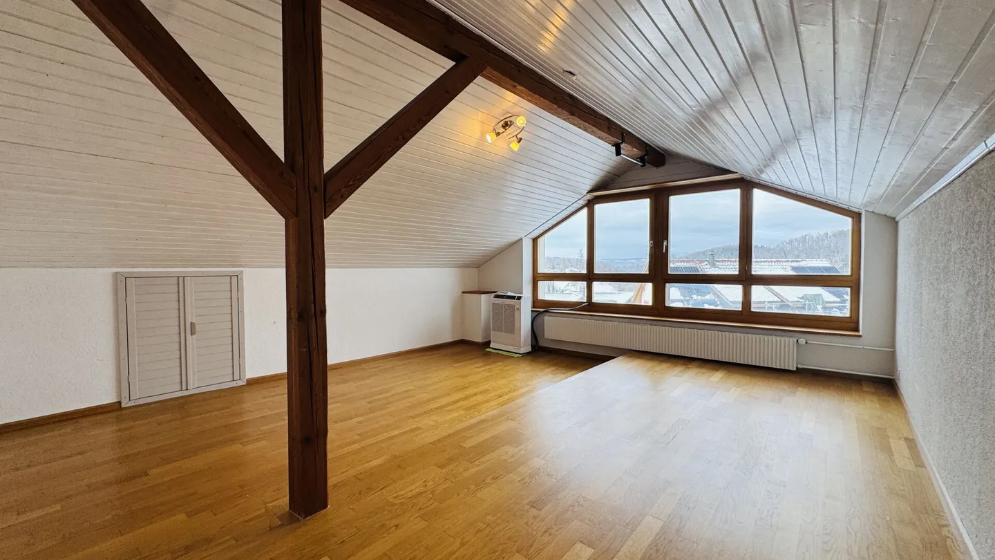 Casa bifamiliare con maisonette di 5,5 stanze + appartamento di 2,5 stanze - ideale per vivere e affittare - Foto 21 di 22