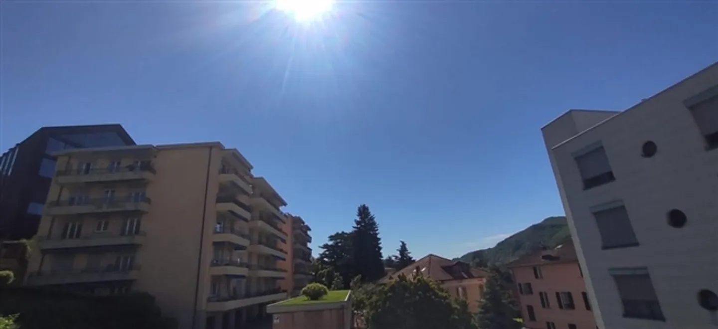«Ampio appartamento in zona residenziale» - Foto 1 di 17