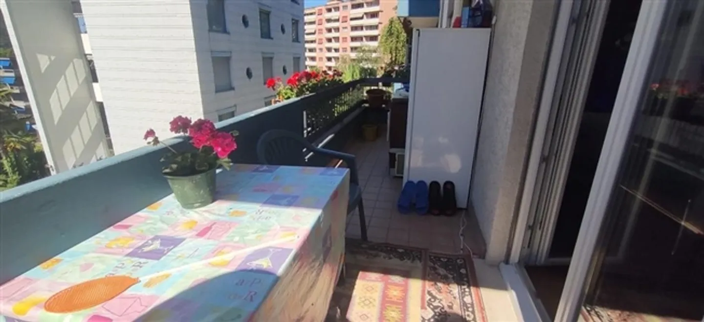 «Ampio appartamento in zona residenziale» - Foto 3 di 17