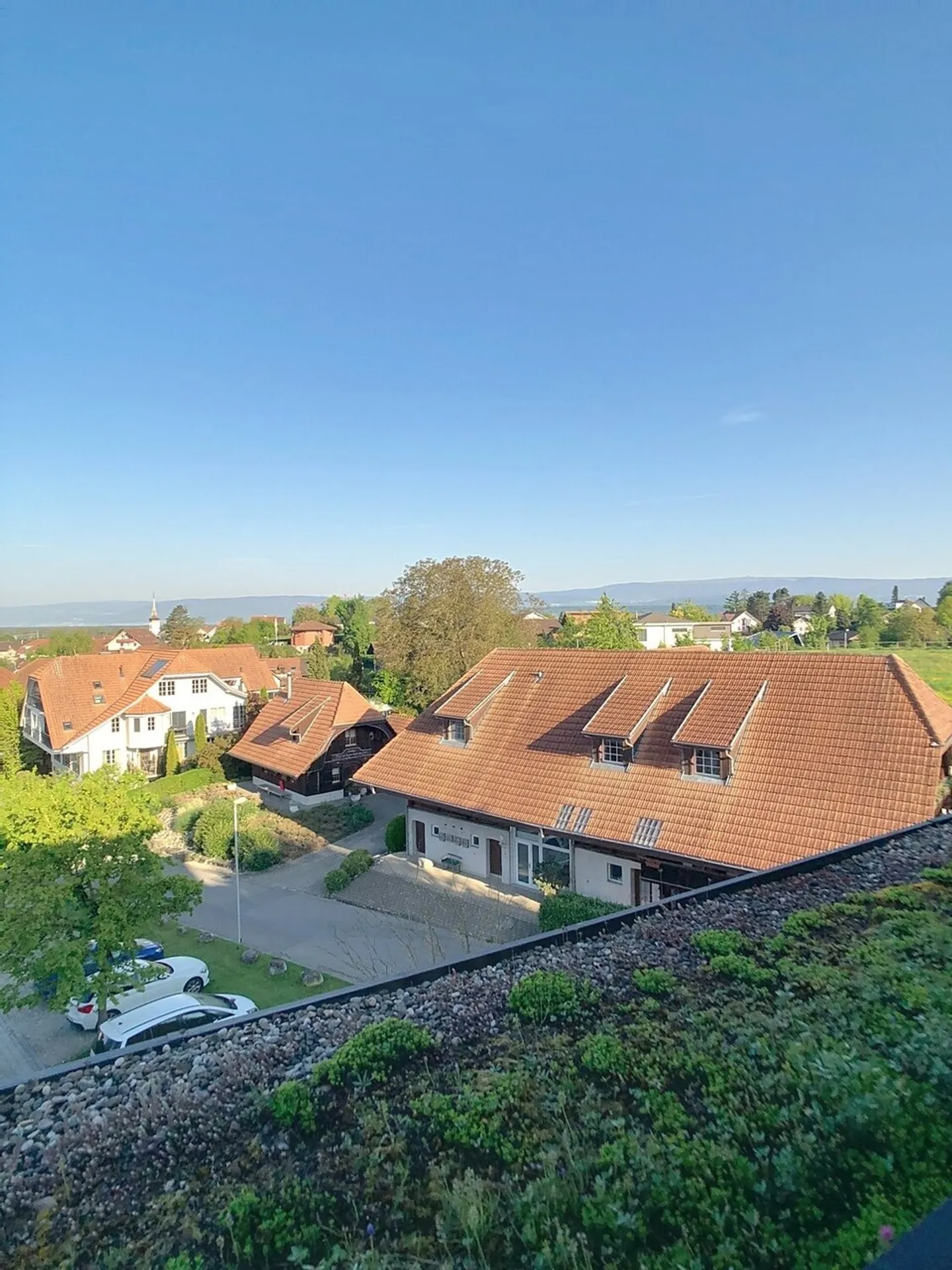 SEHR SCHÖNE ATTIKA 5.5-Zimmer-Wohnung / MAGNIFIQUE ATTIQUE DE 5.5 PIECES ! - Foto 13 von 13