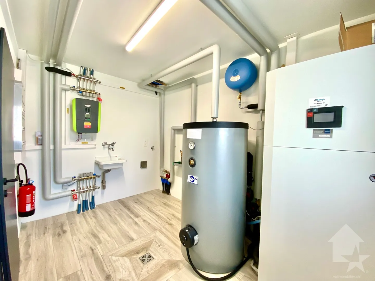 Magnifique villa neuve 5.5 Pces, jardin, grand garage et parking ! - Photo 22 sur 24