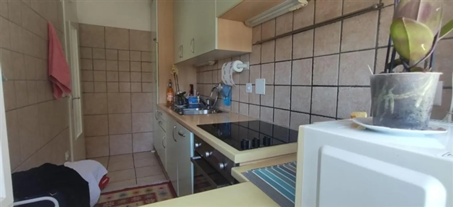 «Ampio appartamento in zona residenziale» - Foto 8 di 17