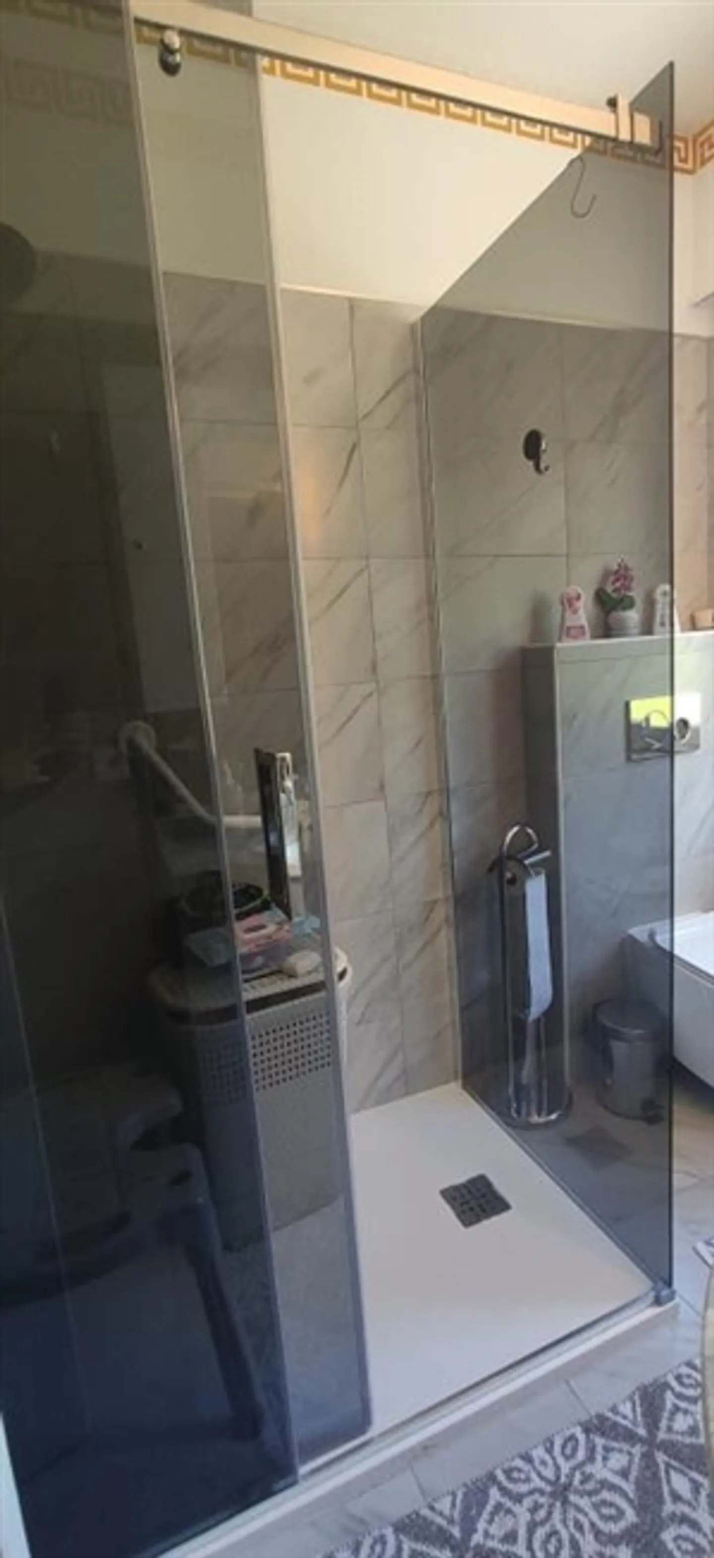 «Ampio appartamento in zona residenziale» - Foto 15 di 17