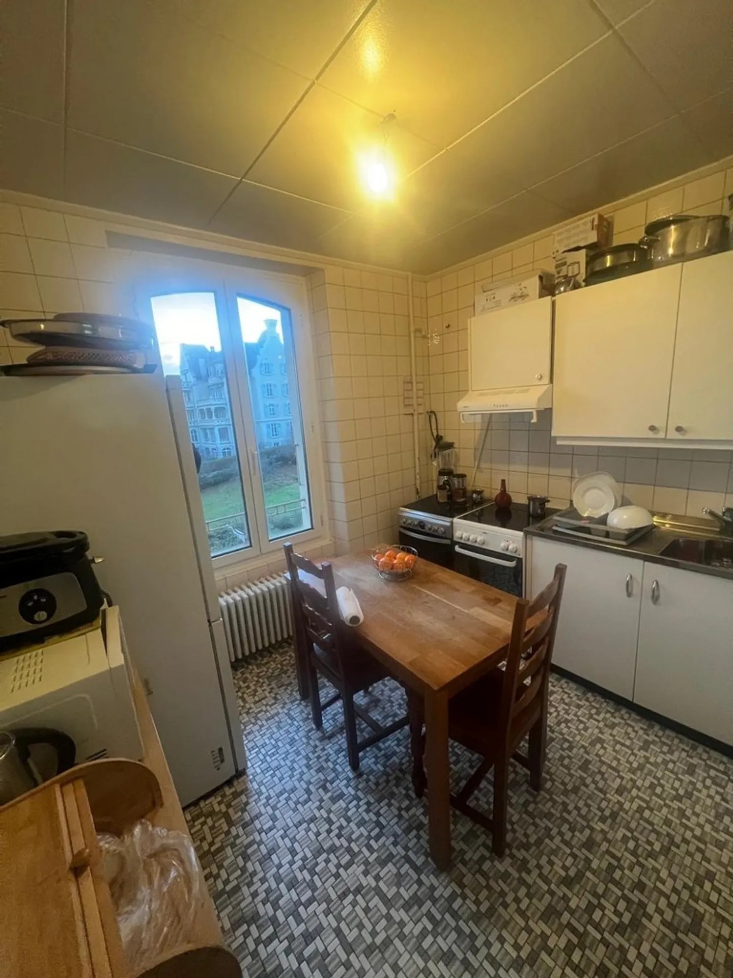 Appartement Charmant avec Balcon - Photo 3 sur 8