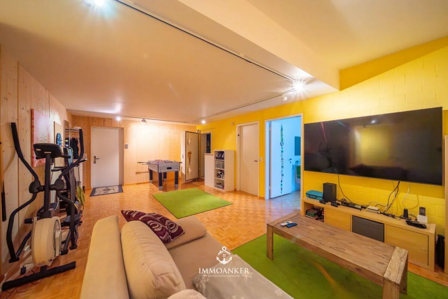 Il tuo rifugio personale: L'esclusiva casa di 9,5 stanze con vista lago e piscina a Richterswil - Foto 10 di 14