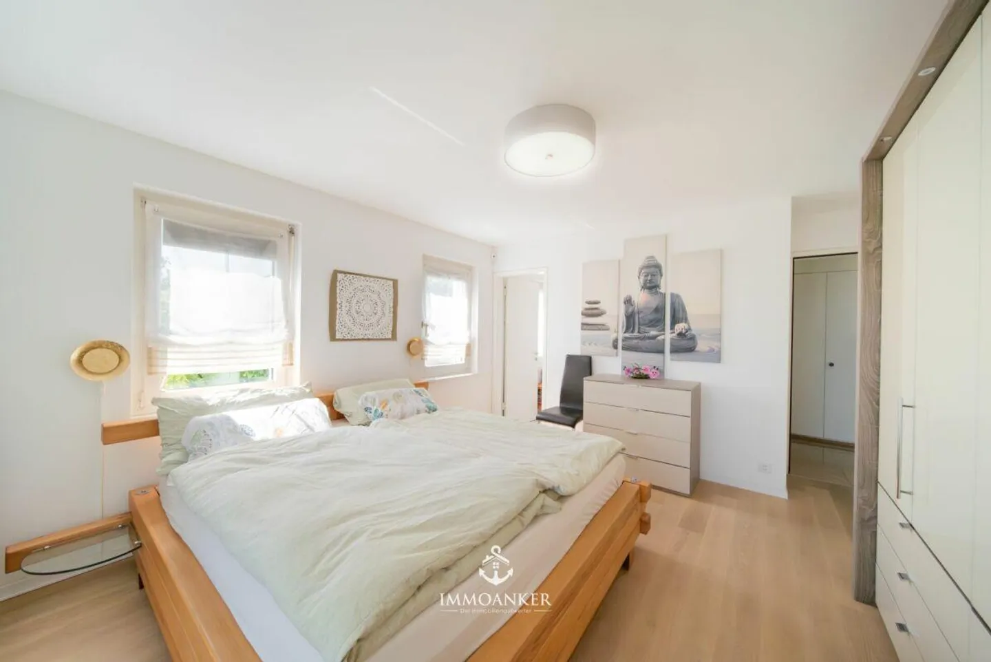 Il tuo rifugio personale: L'esclusiva casa di 9,5 stanze con vista lago e piscina a Richterswil - Foto 4 di 14