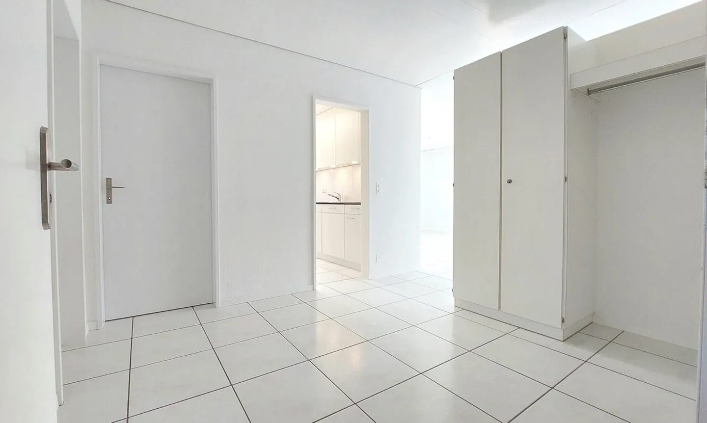 PARZIALMENTE RISTRUTTURATO: appartamento di 3,5 locali di 70 m² al piano terra - Foto 8 di 10