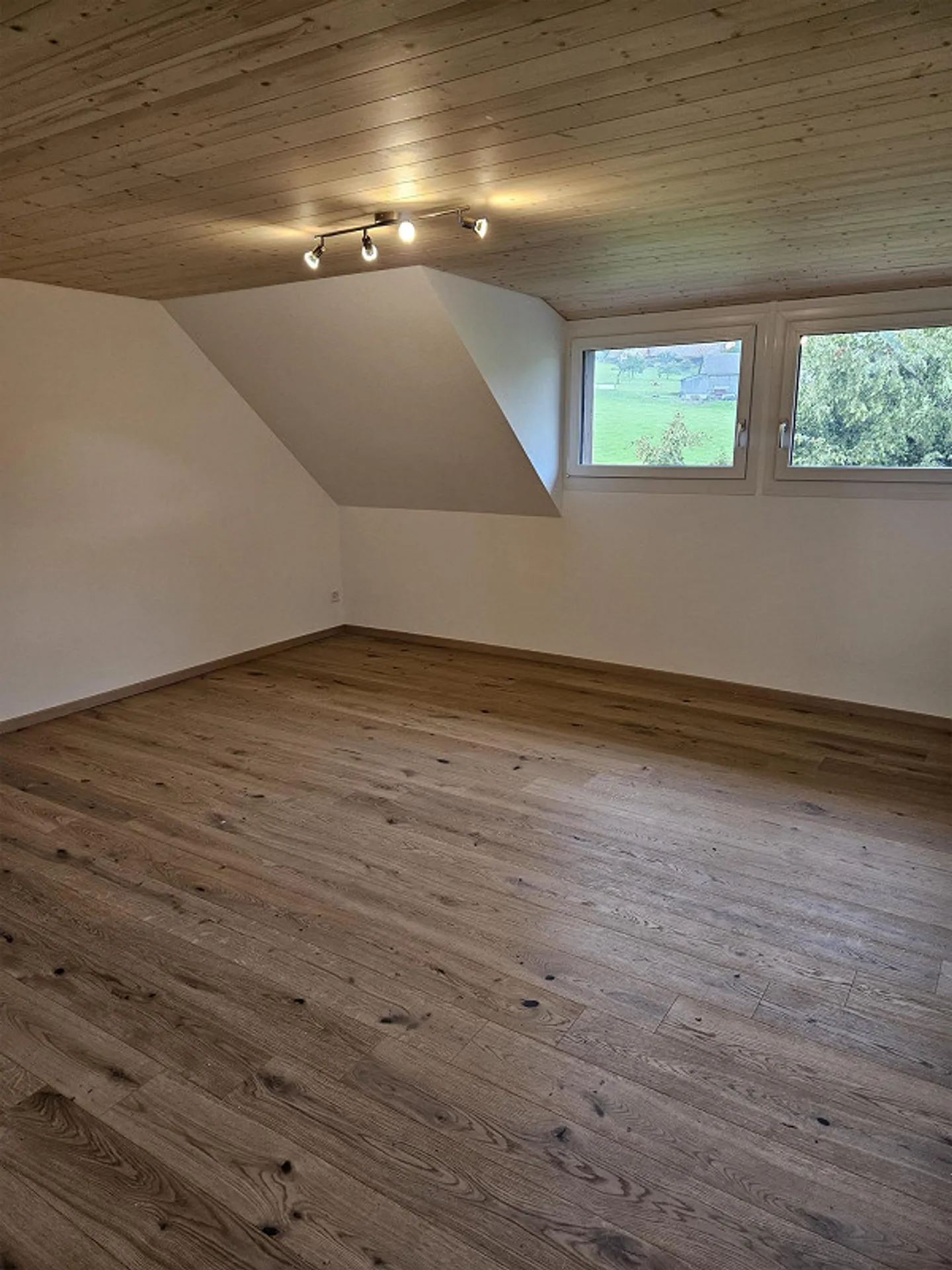 8. 1/2 camere Appartamento in campagna con balcone - Foto 4 di 7
