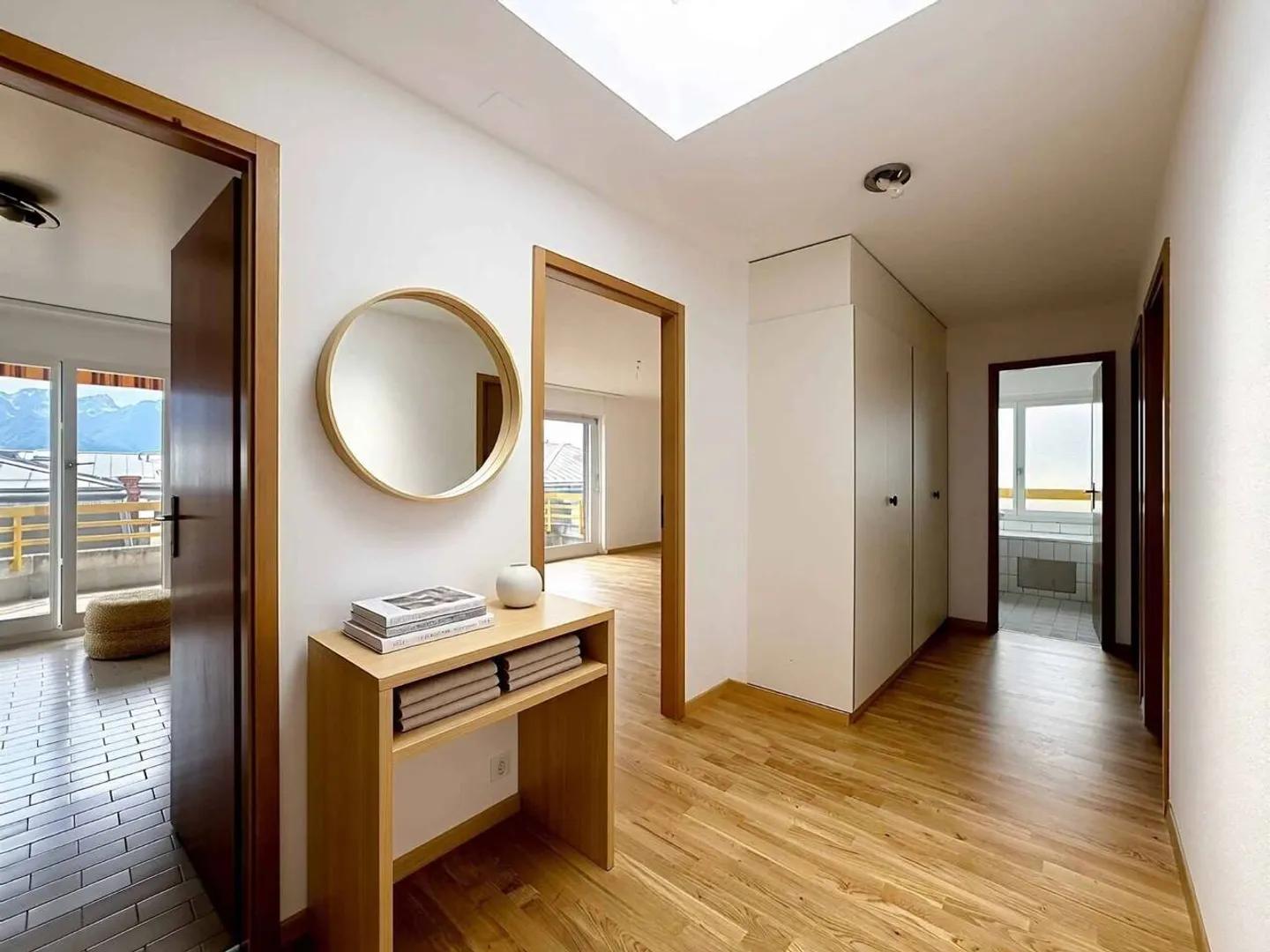 On the top floor - Large 3.5-room apartment on 1 level of 79 m2 + balcony - Photo 5 of 13
