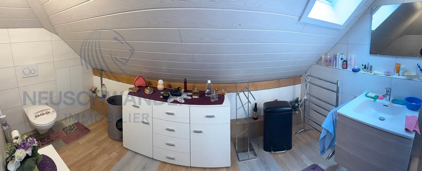 Spaziosa nel cuore di un quartiere tranquillo con vista idilliaca - Foto 17 di 28