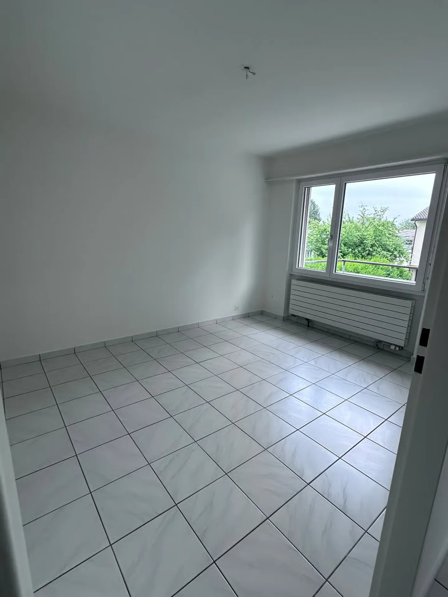 Gemütliche 3.5-Zimmer-Wohnung in Schwadernau - sofort verfügbar! - Foto 5 di 10