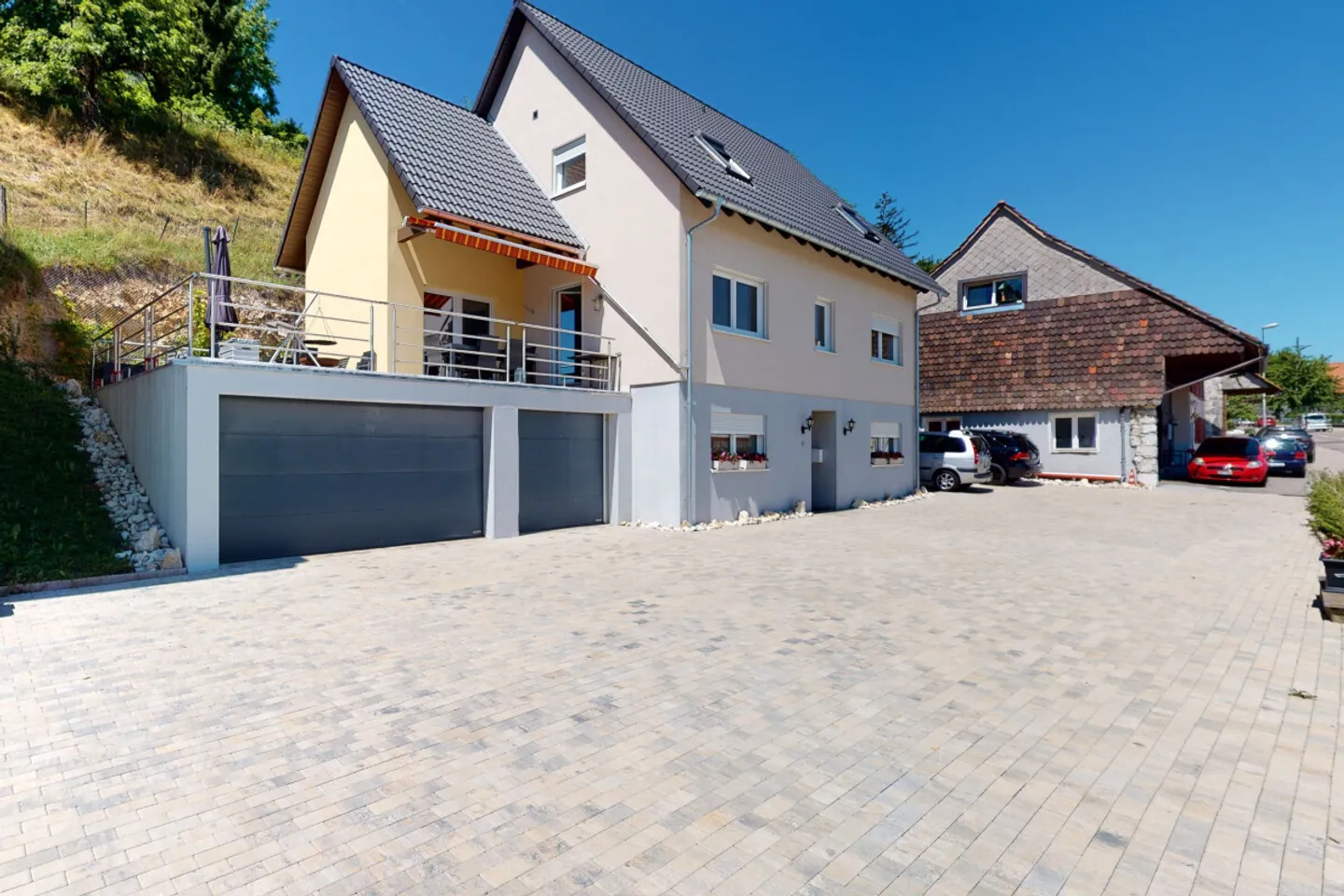 Casa singola in affitto - Foto 2 di 13