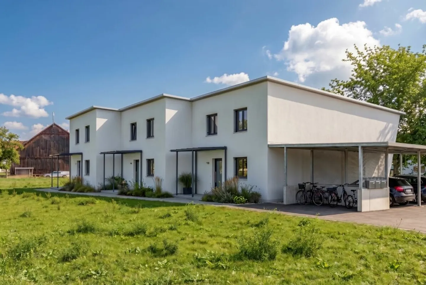 Newly built row house with many extras in Oberbipp - Photo 2 of 5