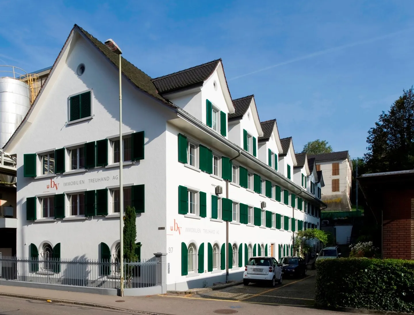 1-Zimmer-Wohnung im 3.OG nähe Bahnhof Uetikon am See - Foto 1 von 6