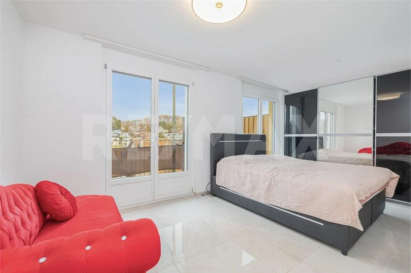 Nearly new 5.5-room terraced house with great views and high-quality finishes! - Photo 13 of 13