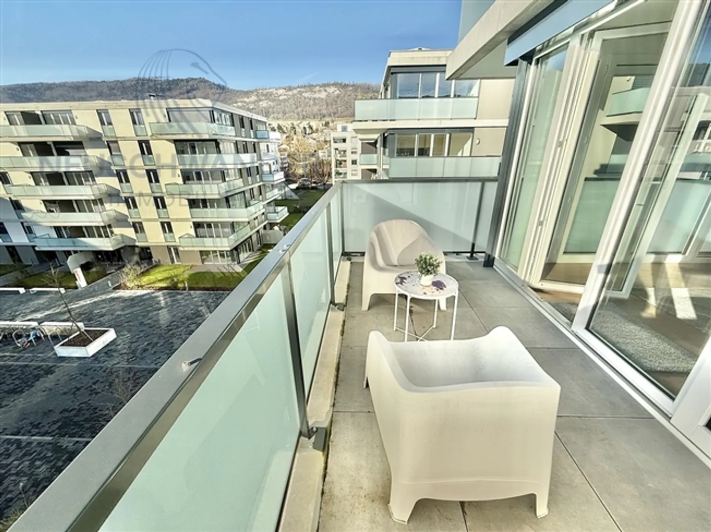 Vicino al centro città, in un ambiente verde - Foto 5 di 10