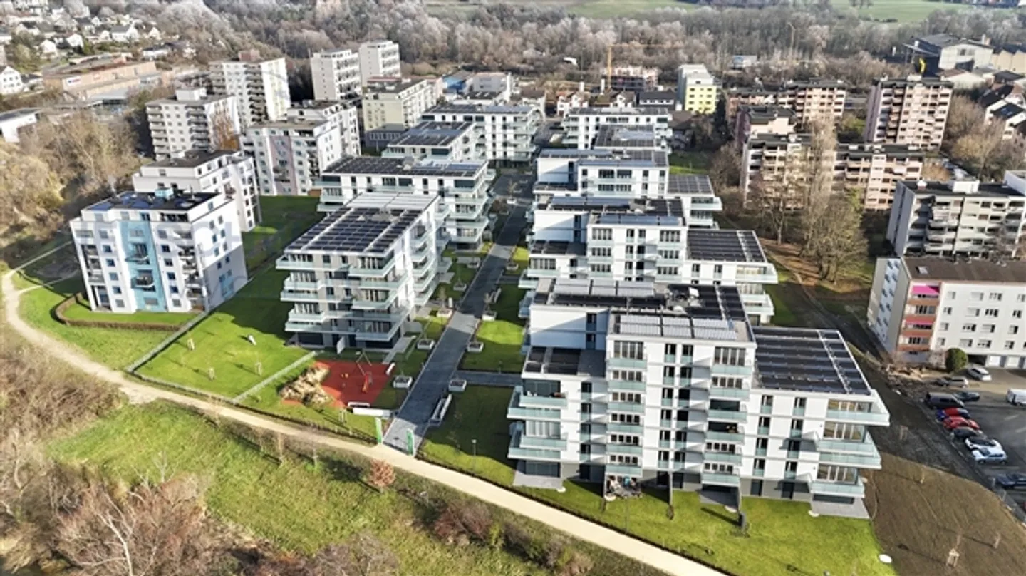 Vicino al centro città, in un ambiente verde - Foto 10 di 10