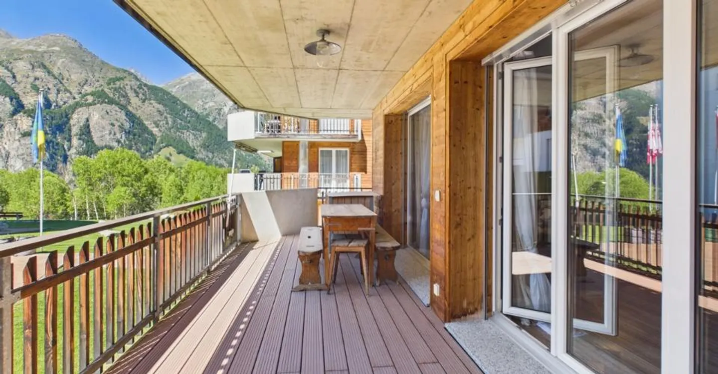 Tra le piste e il panorama – la tua nuova casa a Grächen - Foto 1 di 7