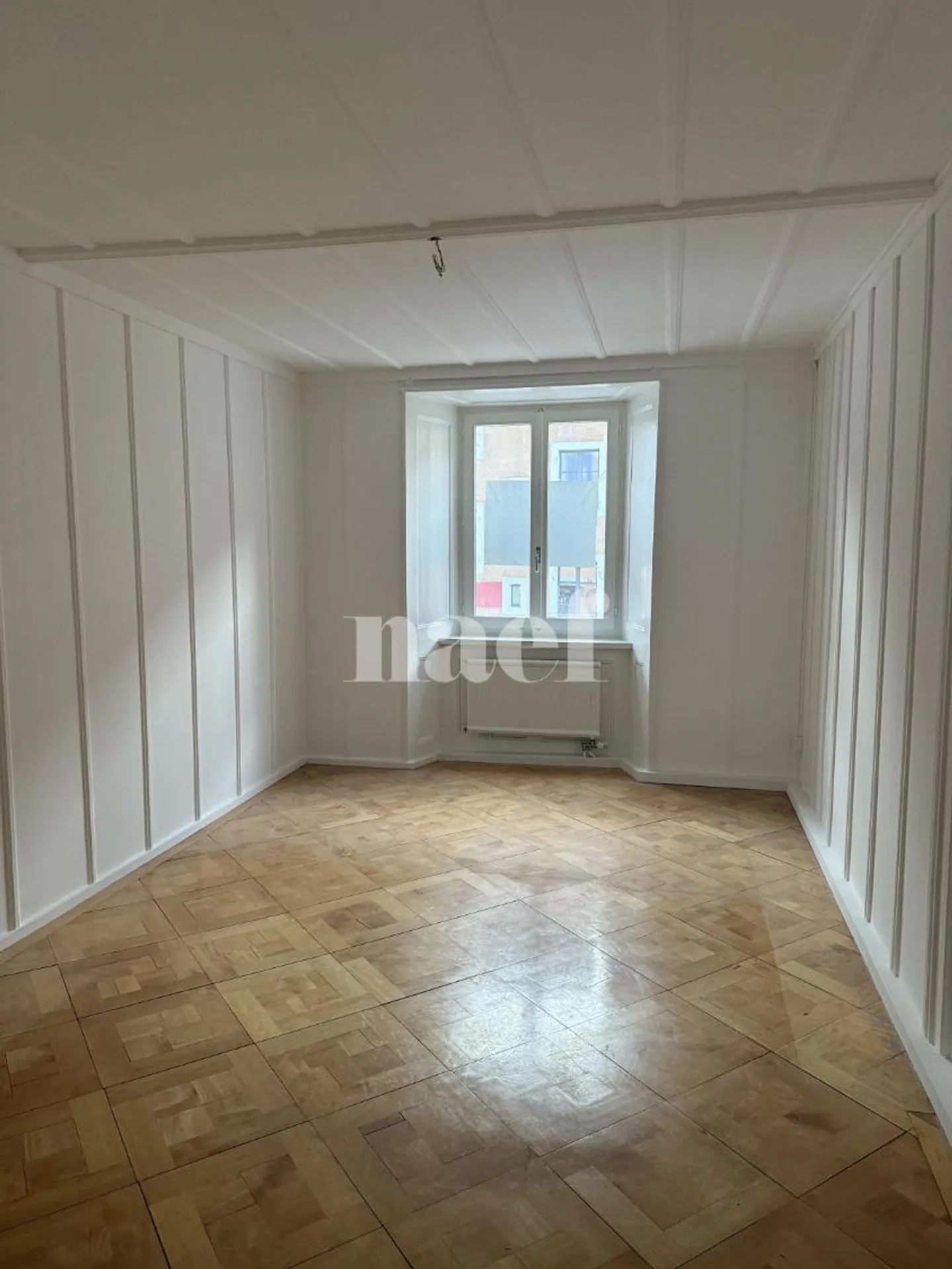 Two and a half room apartment in the city center - Photo 1 of 6