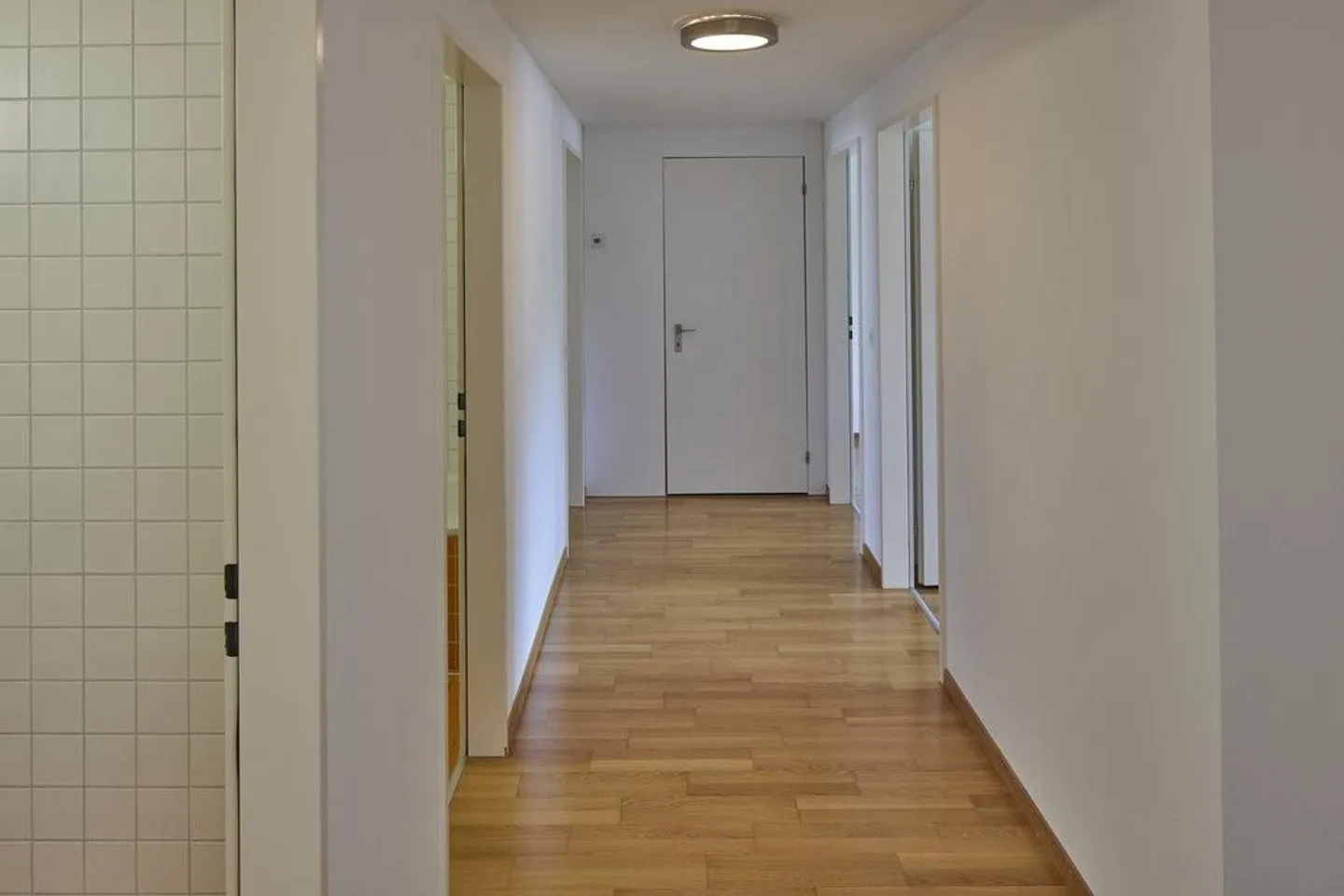 RENT WITHOUT DEPOSIT - Ideal Location for Families - Photo 6 of 8